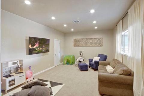 141 S Corinth, Lodi, CA 95242 photo 11