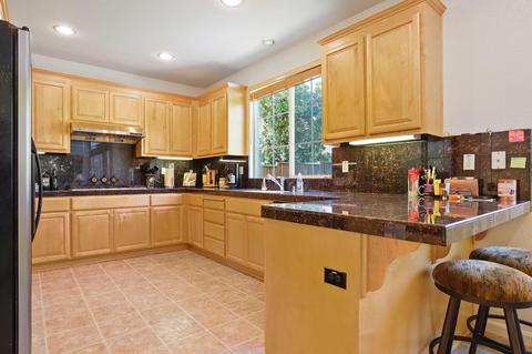 65 Belize Ct, Tracy, CA 95377 photo 4