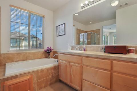 65 Belize Ct, Tracy, CA 95377 photo 40