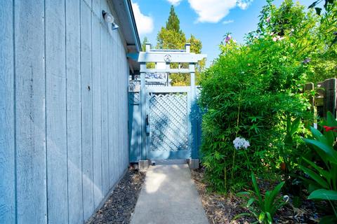 399 East St, Winters, CA 95694 photo 9