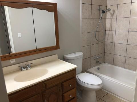 1704 Silvaire Dr, Modesto, CA 95350 photo 5