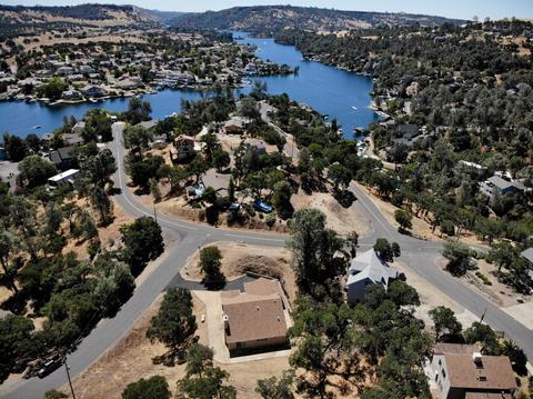 4239 Edgewater Ct, Copperopolis, CA 95228 photo 1