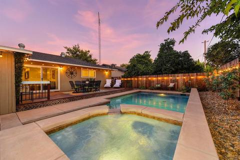 1329 Alder Pl, Davis, CA 95618 photo 2