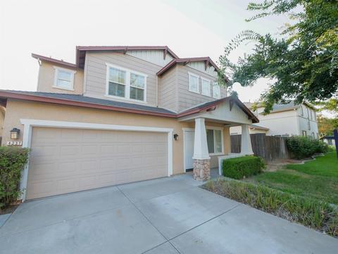 4237 Seranade Dr, Turlock, CA 95382 photo 1