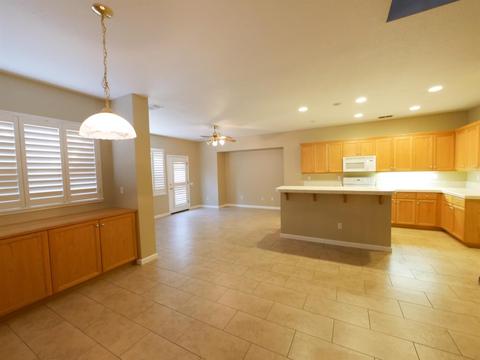 4237 Seranade Dr, Turlock, CA 95382 photo 5
