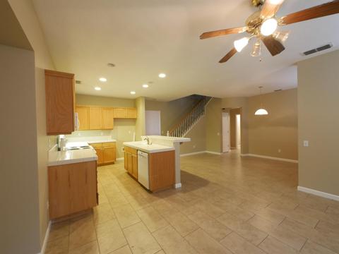4237 Seranade Dr, Turlock, CA 95382 photo 4