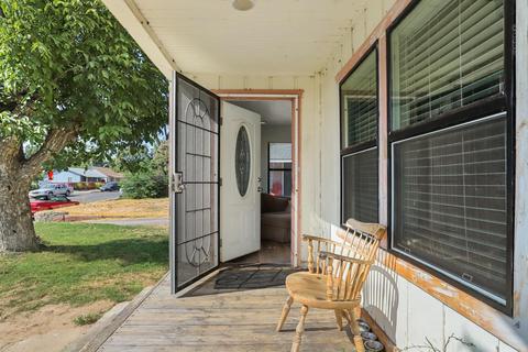 820 Kerr, Modesto, CA 95354 photo 3