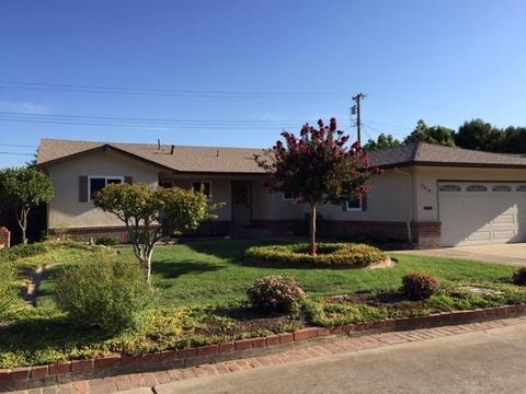 2219 Jackson St, Lodi, CA 95242 photo 1
