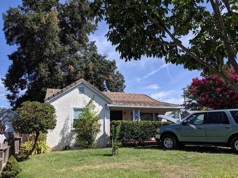 323 Eureka Ave, Lodi, CA 95240 photo 1