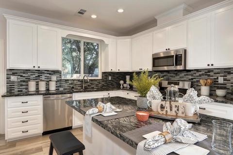 111 E St, Galt, CA 95632 photo 7