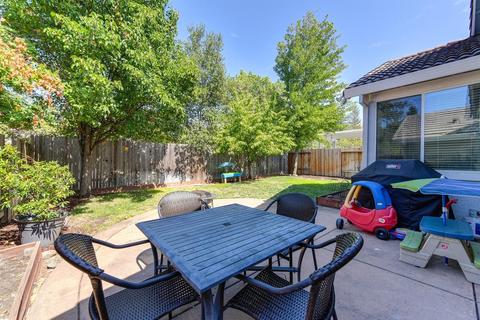 74 Diggins Dr, Folsom, CA 95630 photo 19