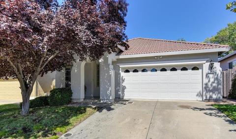 74 Diggins Dr, Folsom, CA 95630 photo 2