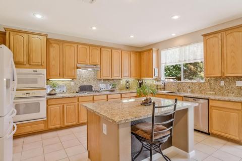 3908 Edgeview Ct, Modesto, CA 95355 photo 1