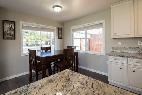 605 Brighton Ave, Modesto, CA 95355 photo 8