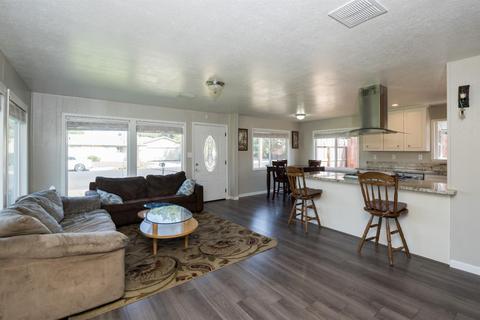 605 Brighton Ave, Modesto, CA 95355 photo 6