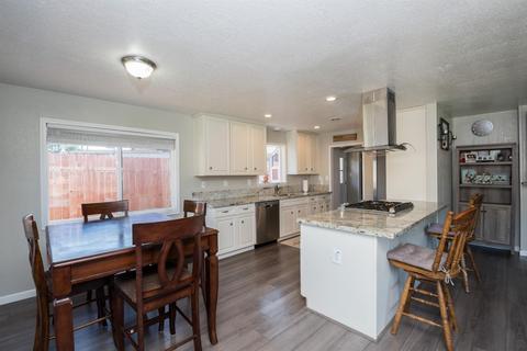 605 Brighton Ave, Modesto, CA 95355 photo 7