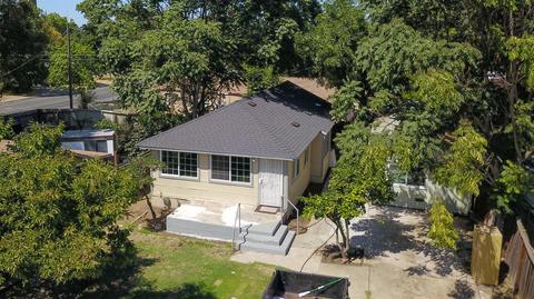 322 Pine St, Modesto, CA 95351 photo 2