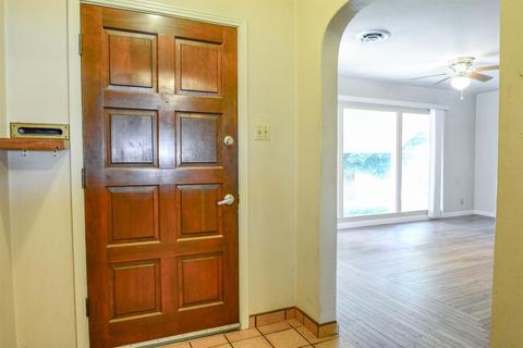 708 Columbia Way, Modesto, CA 95350 photo 4