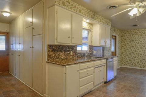 708 Columbia Way, Modesto, CA 95350 photo 10
