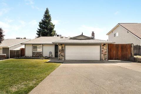 2236 Pinnacles Dr, Rocklin, CA 95677 photo 2