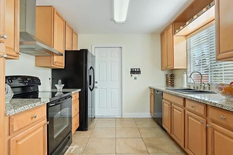 1921 Mcpeak Ct, Tracy, CA 95376 photo 14