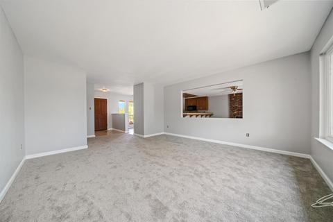 9167 Tavernor Rd, Wilton, CA 95693 photo 8