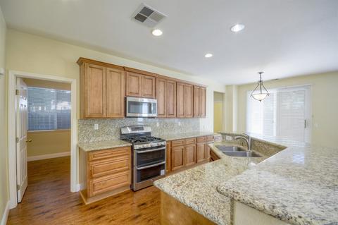 2426 Leonardo St, Davis, CA 95618 photo 9