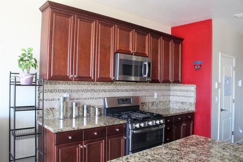 1458 Daisy Dr, Patterson, CA 95363 photo 5