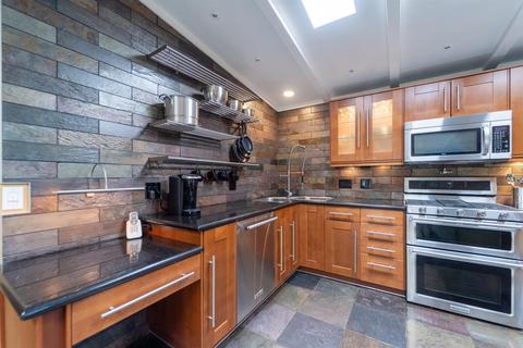 1309 Mitchell Ave, Escalon, CA 95320 photo 7