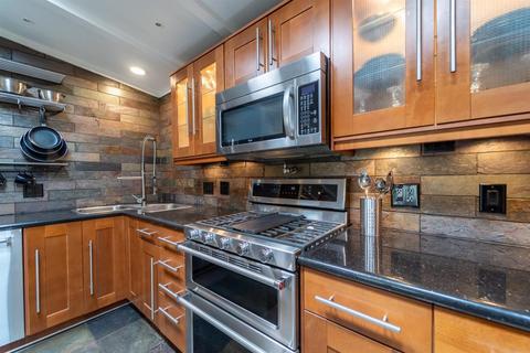 1309 Mitchell Ave, Escalon, CA 95320 photo 3