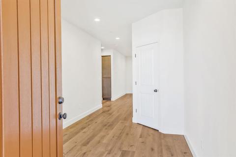 566 S Ventana Ave, Tracy, CA 95376 photo 3