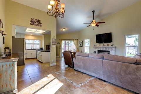 899 Mctucker Dr, Galt, CA 95632 photo 11