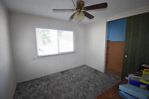906 W Marion St, Manteca, CA 95337 photo 9