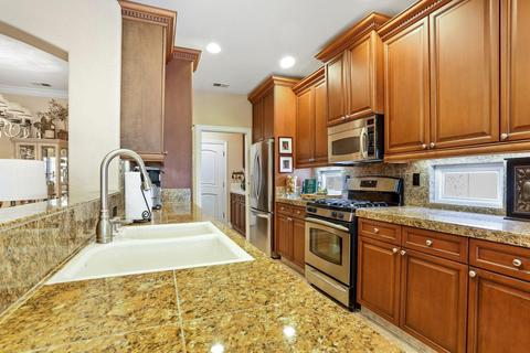 1275 Lakeshore Dr, Lodi, CA 95242 photo 25