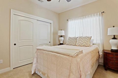 1275 Lakeshore Dr, Lodi, CA 95242 photo 9