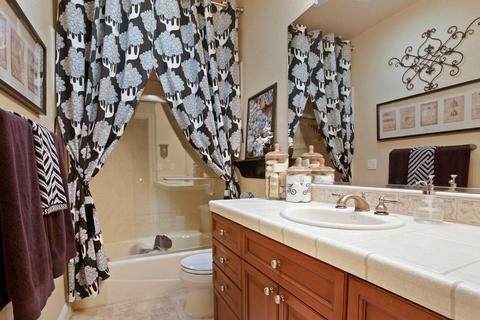 1275 Lakeshore Dr, Lodi, CA 95242 photo 12