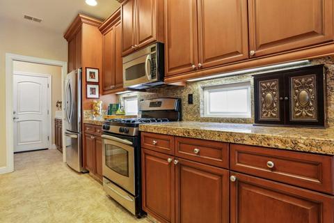 1275 Lakeshore Dr, Lodi, CA 95242 photo 22