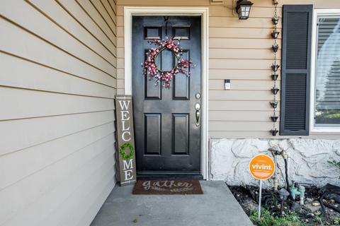 732 Dixie Ln, Ripon, CA 95366 photo 2