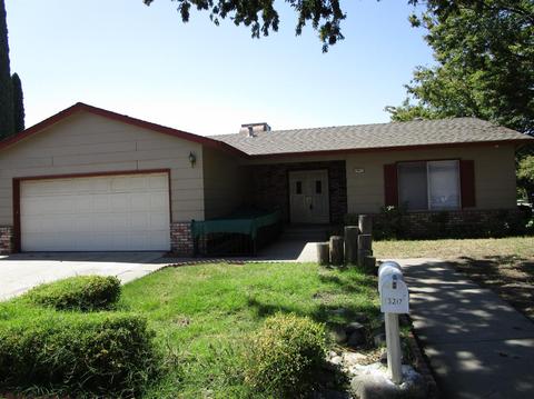 3217 Bella Way, Modesto, CA 95350 photo 1