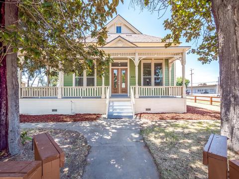 424 N D St, Madera, CA 93638 photo 1
