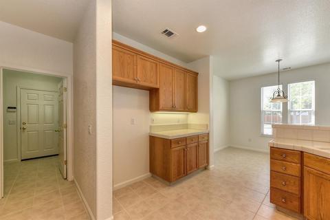 1925 Lexington Dr, Lodi, CA 95242 photo 11