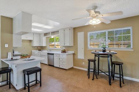 2816 Windsor Ln, Modesto, CA 95350 photo 16