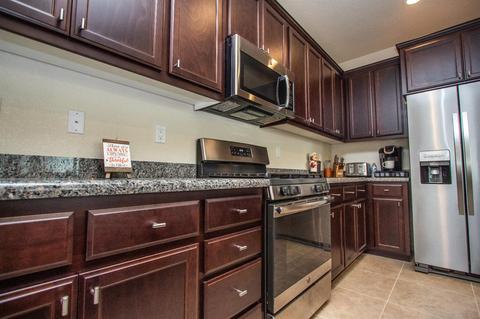 3216 Caden Dr, Modesto, CA 95355 photo 7