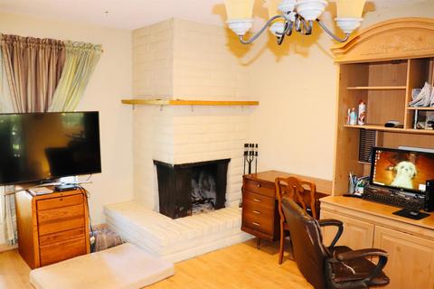 1712 W Vine, Lodi, CA 95242 photo 6