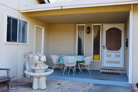 1712 W Vine, Lodi, CA 95242 photo 3