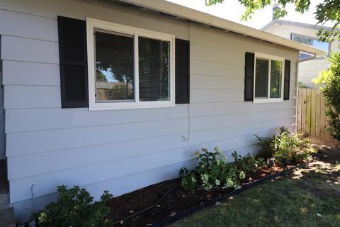 324 Palomar Dr, Lodi, CA 95242 photo 4