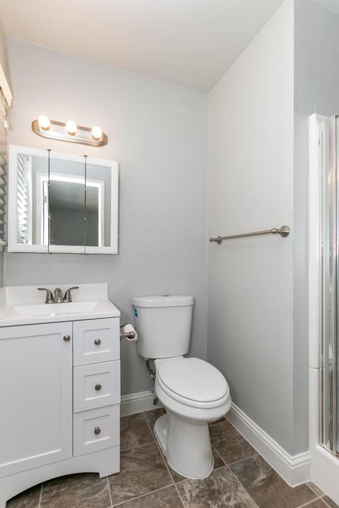 2912 E Orangeburg Ave, Modesto, CA 95355 photo 14