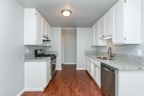 2912 E Orangeburg Ave, Modesto, CA 95355 photo 6