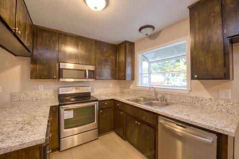 304 Hatfield Ct, Patterson, CA 95363 photo 6