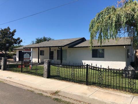 1421 Martha St, Patterson, CA 95363 photo 3